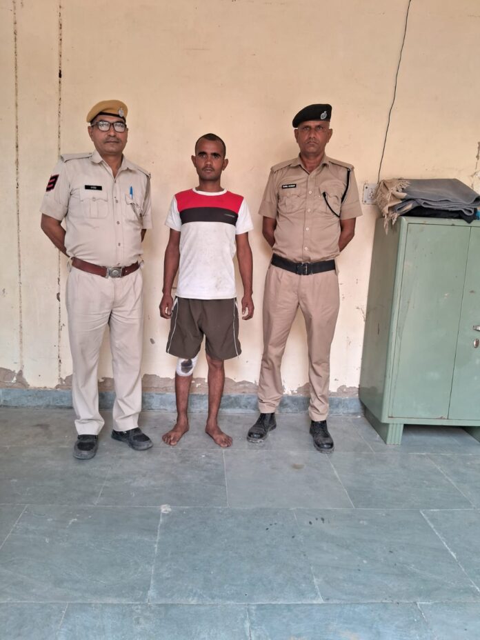 मंदिर में चोरी का आरोपी गिरफ्तार