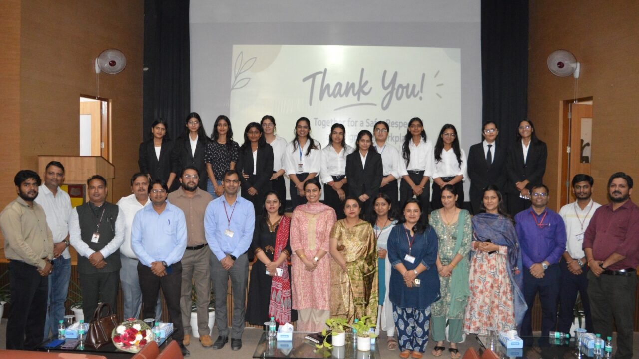रैफल्स विश्वविद्यालय में POSH अधिनियम, 2013 के प्रावधानों पर हुआ जागरूकता व्याख्यान